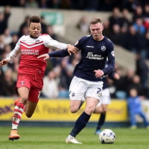 Sky Bet Championship Collection: Sky Bet Championship - Millwall v Charlton Athletic - The Den