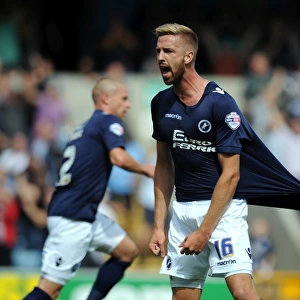 Sky Bet Championship Photographic Print Collection: Sky Bet Championship - Millwall v Leeds United - The New Den