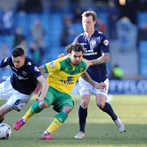 Sky Bet Championship Photographic Print Collection: Sky Bet Championship - Millwall v Norwich City - The Den