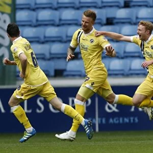 Sky Bet League One Collection: Sky Bet League One - Coventry City v Millwall - Ricoh Arena