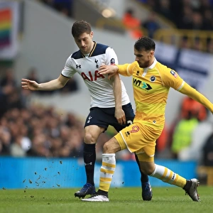 Emirates FA Cup Jigsaw Puzzle Collection: Emirates FA Cup - Quarter Final - Tottenham Hotspur v Millwall - White Hart Lane