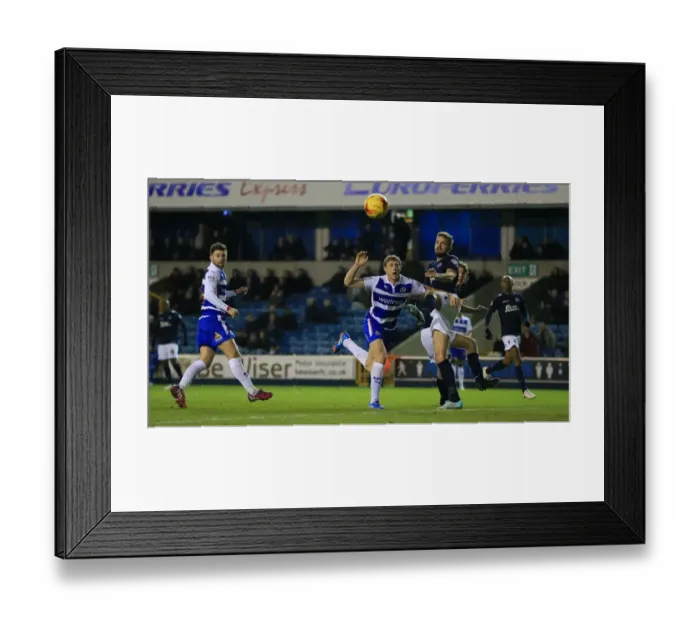 Framed Print : Sky Bet Championship - Millwall v Reading - The Den Framed Print : Sky Bet Championship - Millwall v Reading - The Den