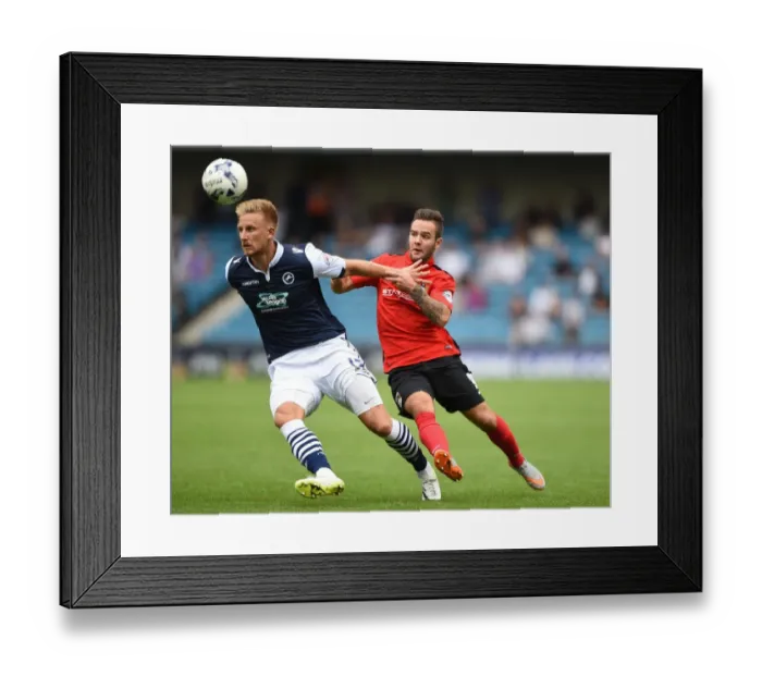 Framed Print : Sky Bet League One - Millwall v Coventry City - The New Den Framed Print : Sky Bet League One - Millwall v Coventry City - The New Den