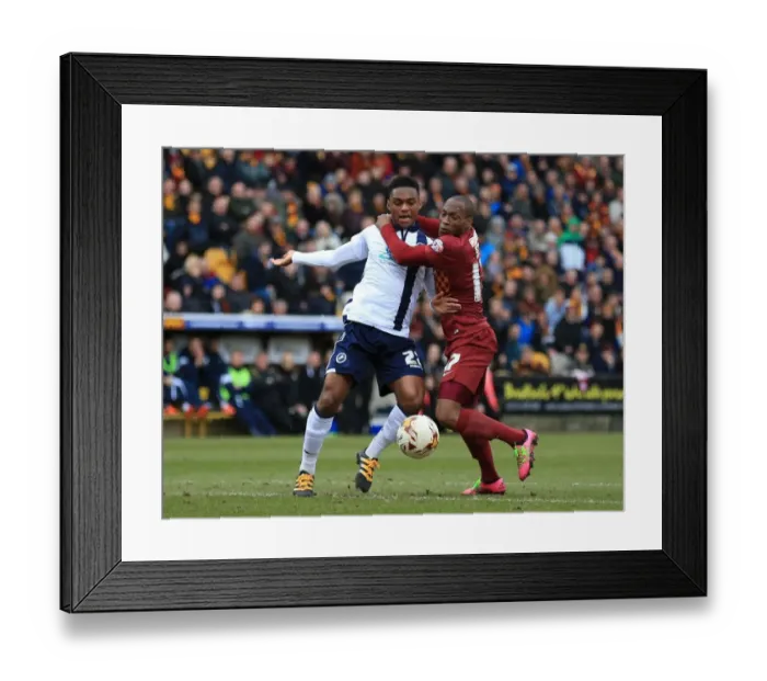 Framed Print : Mahlon Romeo vs Kyel Reid: Intense Battle for the Ball in Millwall's Sky Bet League One Clash with Bradford City