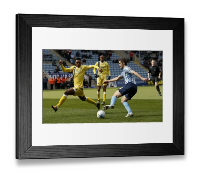 Framed Print : Ricoh Arena Showdown: Sam Ricketts vs. Mahrez Ogbonna - Coventry City vs. Millwall (Sky Bet League One, 2015-16) Framed Print : Ricoh Arena Showdown: Sam Ricketts vs. Mahrez Ogbonna - Coventry City vs. Millwall (Sky Bet League One, 2015-16)