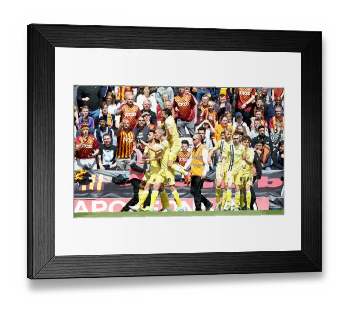 Framed Print : Millwall's Lee Gregory Scores First Goal in Play-Off Clash against Bradford City (Sky Bet League One, 2015-16) Framed Print : Millwall's Lee Gregory Scores First Goal in Play-Off Clash against Bradford City (Sky Bet League One, 2015-16)