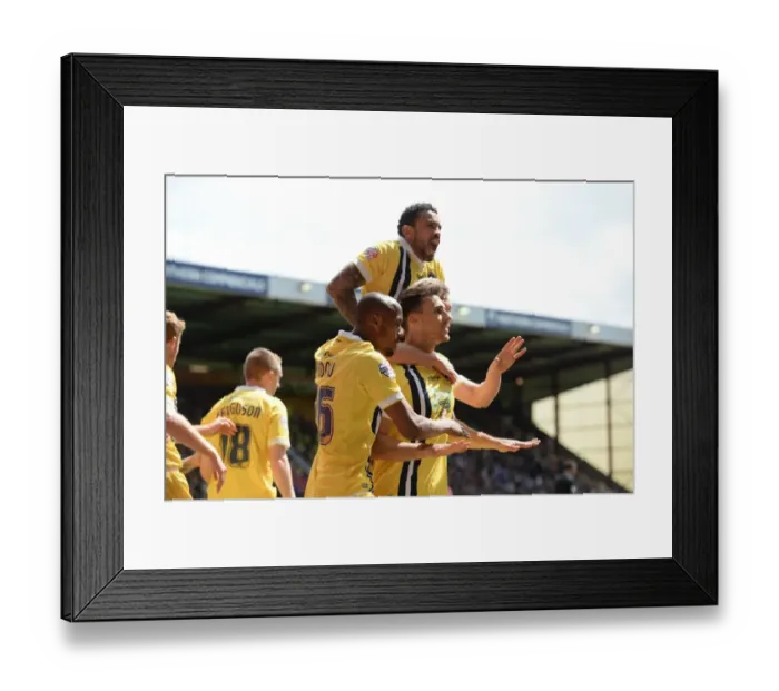Framed Print : Lee Gregory Scores Millwall's First Goal in Sky Bet League One Play-Off Semifinal against Bradford City (2015-16) Framed Print : Lee Gregory Scores Millwall's First Goal in Sky Bet League One Play-Off Semifinal against Bradford City (2015-16)