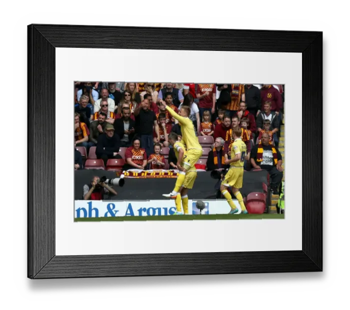 Framed Print : Millwall's Steve Morison and Byron Webster Celebrate Second Goal in Sky Bet League One Play-Off Semifinal vs. Bradford City (2015-16)