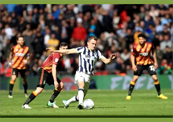 Bradford City vs Millwall - Sky Bet League One Play-Off Final at Wembley Stadium: Jed Wallace in Action