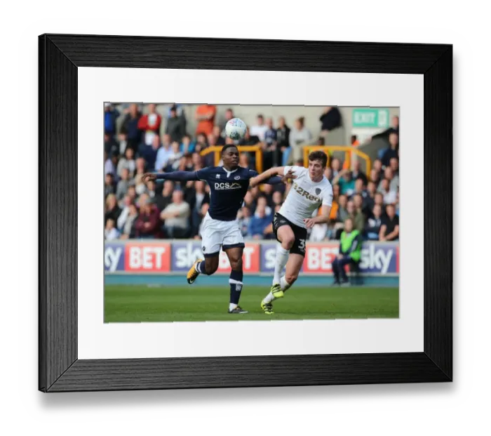 Framed Print : Sky Bet Championship - Millwall v Leeds United - The Den