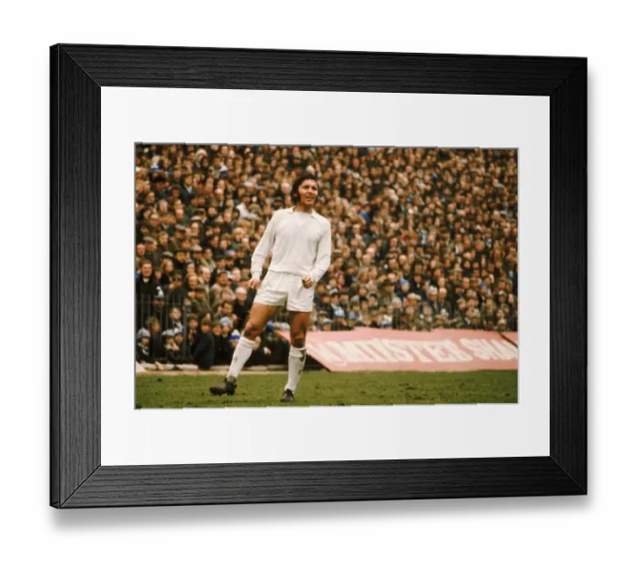 Framed Print : Barry Bridges, Millwall Framed Print : Barry Bridges, Millwall