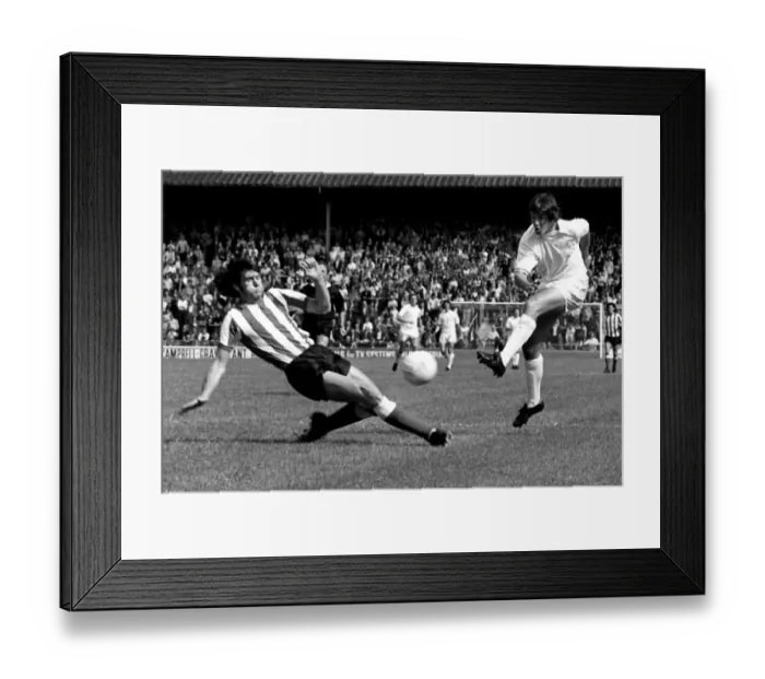 Framed Print : Soccer - League Division Two - Millwall v Sunderland