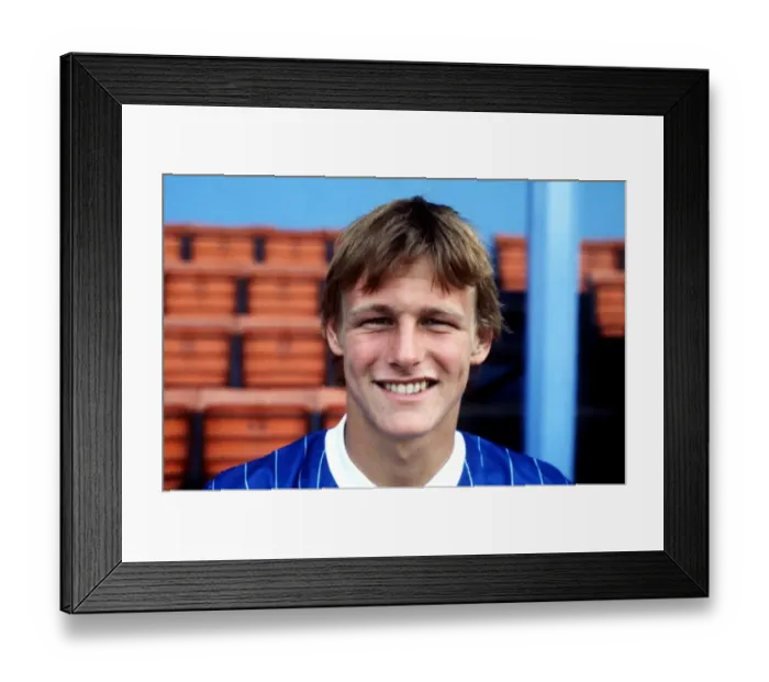 Framed Print : Millwall Football Club with Teddy Sheringham in Football League Division Three Framed Print : Millwall Football Club with Teddy Sheringham in Football League Division Three