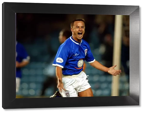 Millwall vs Leicester City: Dennis Wise Scores the Equalizer in Nationwide League Division One Thriller