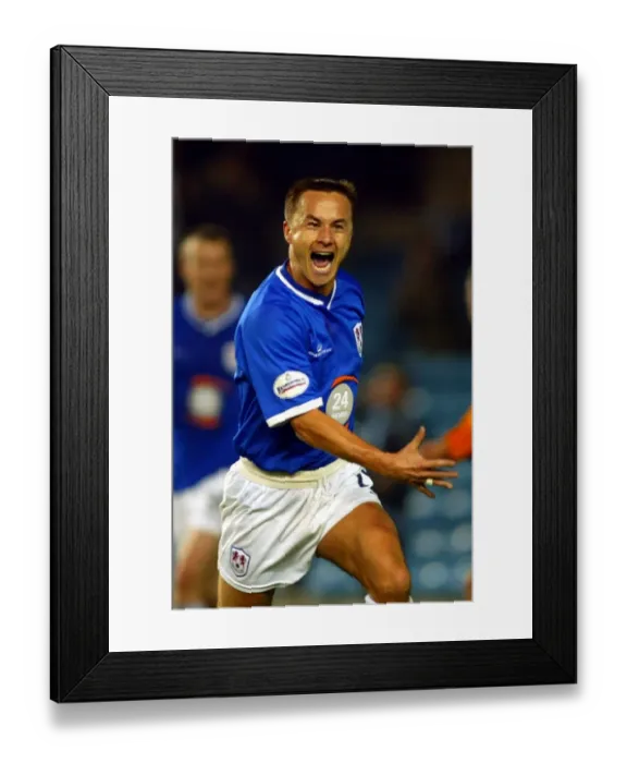 Framed Print : Soccer - Nationwide League Division One - Millwall v Leicester City Framed Print : Soccer - Nationwide League Division One - Millwall v Leicester City