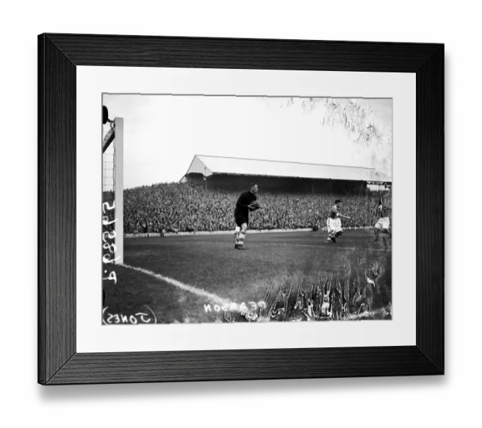 Framed Print : Intense Moment in Millwall vs Plymouth Argyle: Harry Pearson's Focused Determination as Division Two Goalkeeper Framed Print : Intense Moment in Millwall vs Plymouth Argyle: Harry Pearson's Focused Determination as Division Two Goalkeeper