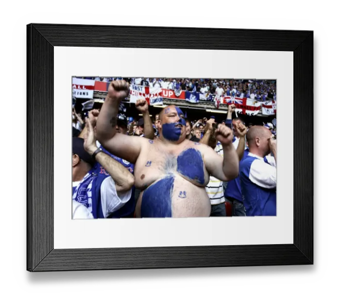 Framed Print : Millwall Fans Anticipation: AXA FA Cup Final - Manchester United vs. Millwall