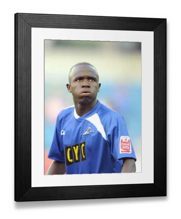Framed Print : Coca-Cola Football League One - Millwall v Oldham Athletic - The New Den Framed Print : Coca-Cola Football League One - Millwall v Oldham Athletic - The New Den