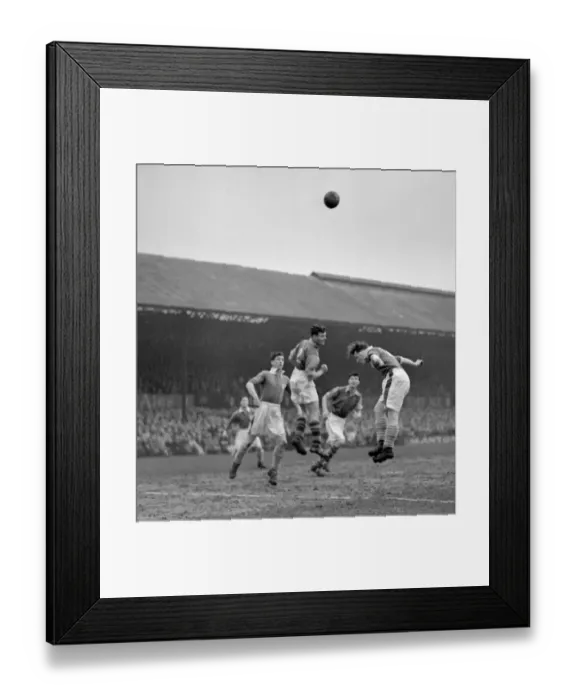 Framed Print : Soccer - League Division Three South - Millwall v Crystal Palace - Selhurst Park Framed Print : Soccer - League Division Three South - Millwall v Crystal Palace - Selhurst Park