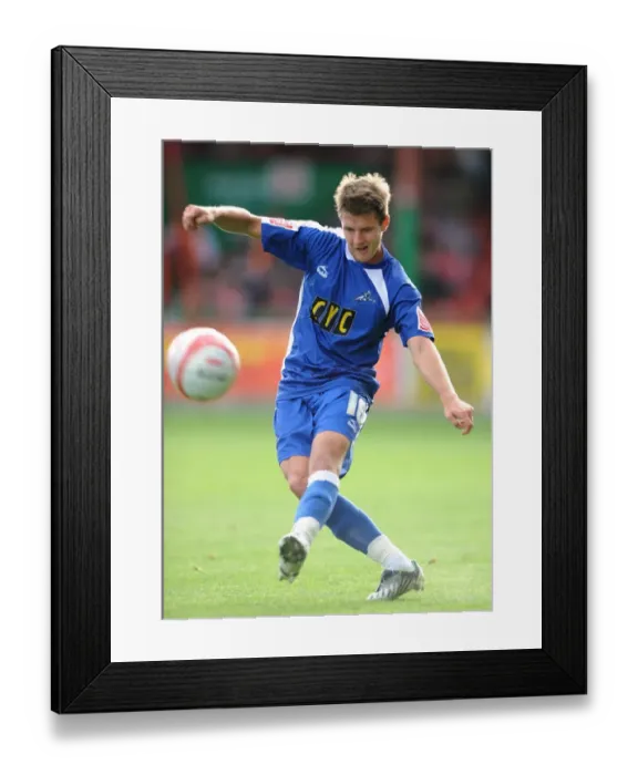 Framed Print : Swindon Town vs Millwall: Clash in Football League One at County Ground - Scott Barron, Millwall Framed Print : Swindon Town vs Millwall: Clash in Football League One at County Ground - Scott Barron, Millwall