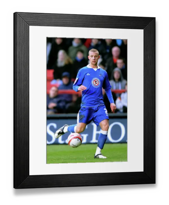 Framed Print : Coca-Cola Football League One - Charlton Athletic v Millwall - The Valley Framed Print : Coca-Cola Football League One - Charlton Athletic v Millwall - The Valley