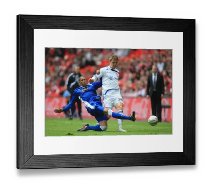 Framed Print : Millwall vs Swindon: Intense Battle for the Ball in the League One Play-Off Final at Wembley Stadium Framed Print : Millwall vs Swindon: Intense Battle for the Ball in the League One Play-Off Final at Wembley Stadium
