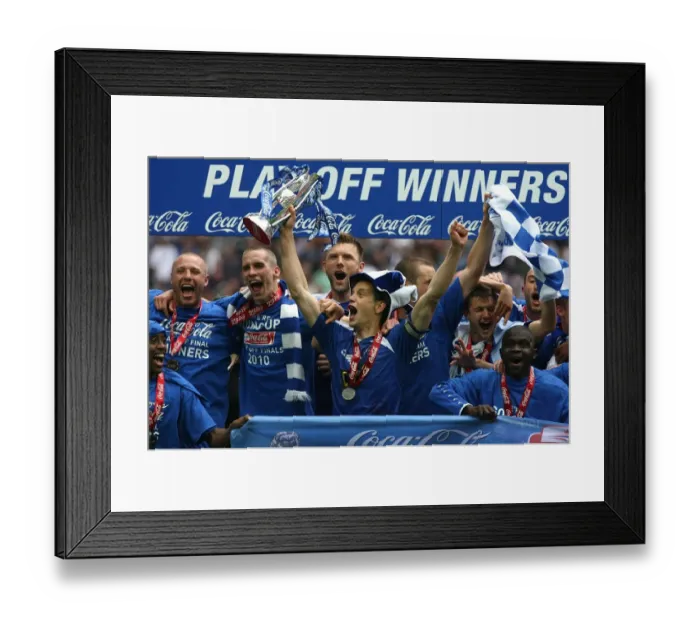 Framed Print : Millwall FC: Triumph at Wembley - The Unforgettable Celebration with Captain Paul Robinson Framed Print : Millwall FC: Triumph at Wembley - The Unforgettable Celebration with Captain Paul Robinson
