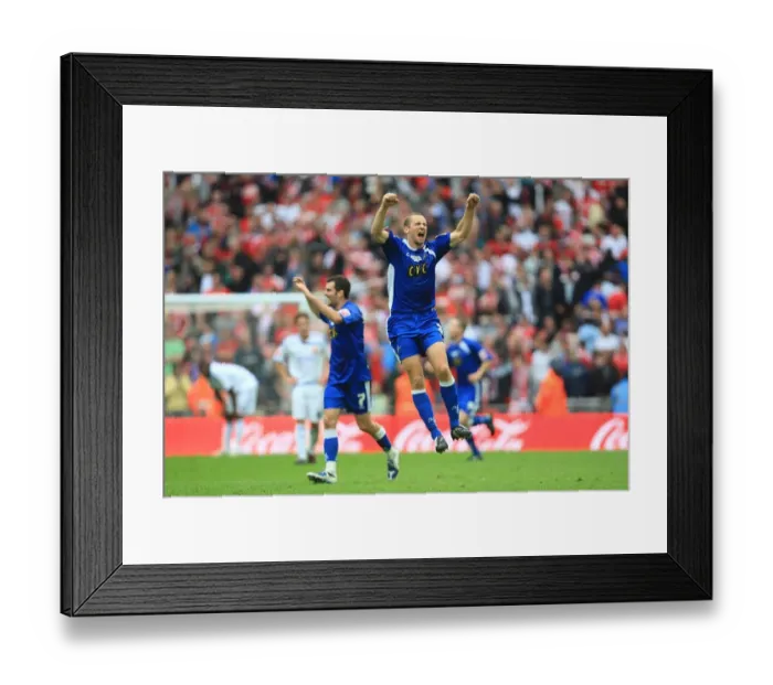 Framed Print : Millwall's Glory: Thrilling Play-Off Final Victory over Swindon Town at Wembley Framed Print : Millwall's Glory: Thrilling Play-Off Final Victory over Swindon Town at Wembley