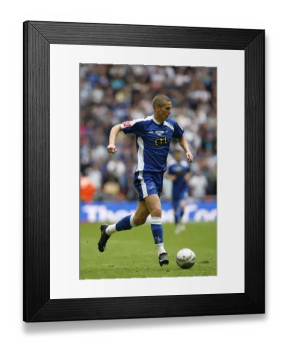 Framed Print : Millwall vs Swindon Town: Steve Morison's Thrilling Goal at the Coca-Cola Football League One Play-Off Final at Wembley Stadium