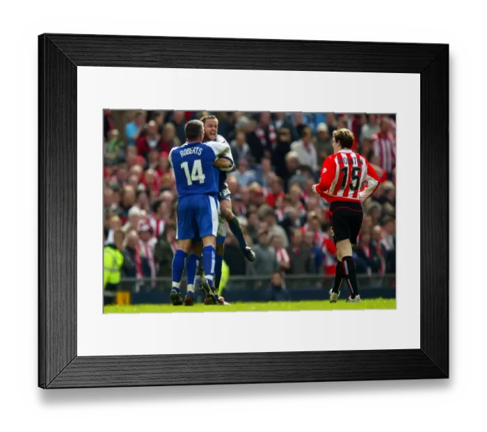 Framed Print : Millwall's Dennis Wise and Andy Roberts Celebrate FA Cup Semi-Final Victory Over Sunderland