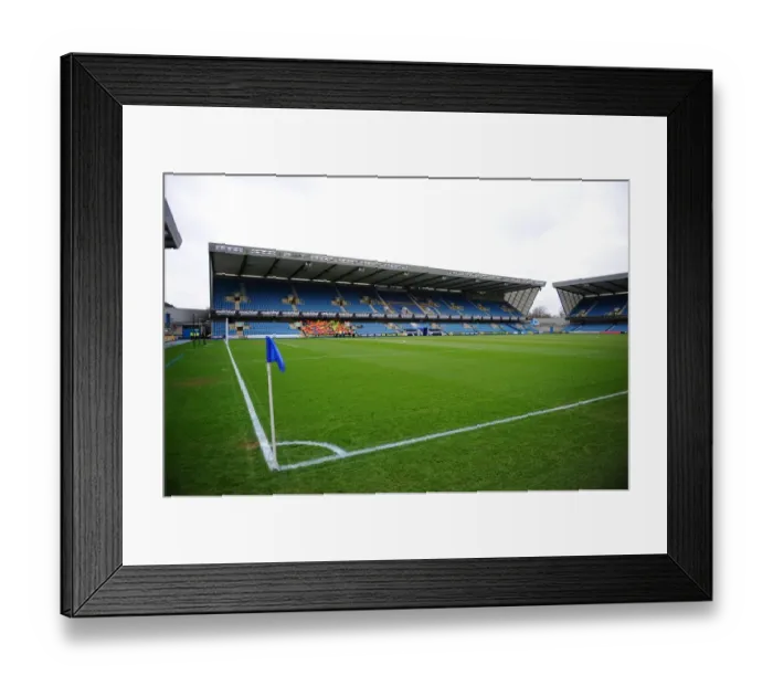 Framed Print : Millwall FC at The New Den: FA Cup Third Round Clash with Birmingham City Framed Print : Millwall FC at The New Den: FA Cup Third Round Clash with Birmingham City