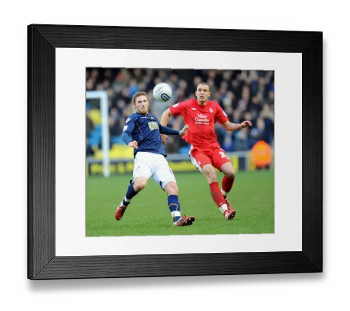 Framed Print : Championship Showdown: Henry vs Lynch at The New Den - Millwall vs Nottingham Forest (26-02-2011) Framed Print : Championship Showdown: Henry vs Lynch at The New Den - Millwall vs Nottingham Forest (26-02-2011)