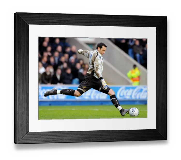 Framed Print : Millwall vs. Nottingham Forest: David Forde in Action for The New Den's Npower Championship Clash (26-02-2011) Framed Print : Millwall vs. Nottingham Forest: David Forde in Action for The New Den's Npower Championship Clash (26-02-2011)