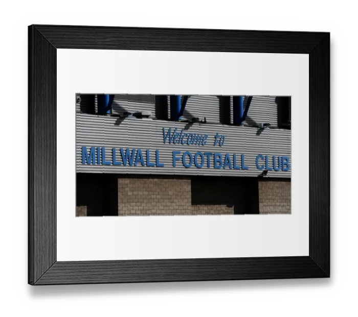 Framed Print : Millwall vs. West Ham United at The Den: Npower Championship Clash at Millwall's New Ground (17-09-2011)