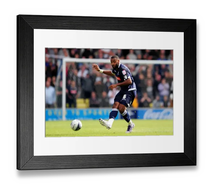 Framed Print : Millwall vs. West Ham United: Liam Trotter at The Den - Npower Championship Clash (September 17, 2011) Framed Print : Millwall vs. West Ham United: Liam Trotter at The Den - Npower Championship Clash (September 17, 2011)
