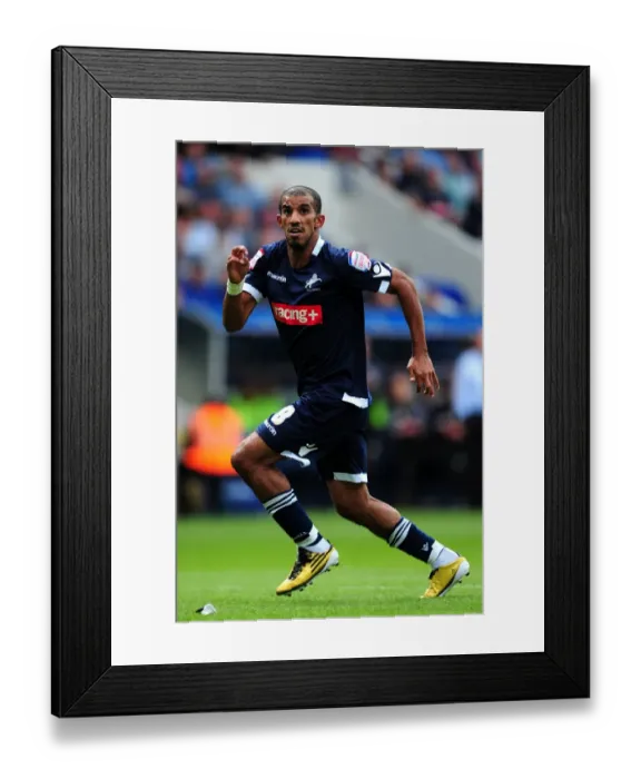 Framed Print : Millwall vs Nottingham Forest: Hameur Bouazza at The Den - Npower Championship Clash (13-08-2011) Framed Print : Millwall vs Nottingham Forest: Hameur Bouazza at The Den - Npower Championship Clash (13-08-2011)