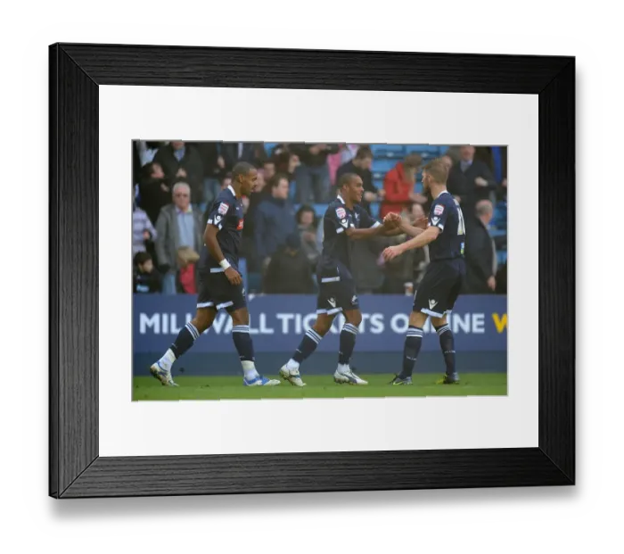 Framed Print : npower Football League Championship - Millwall v Bristol City - The Den