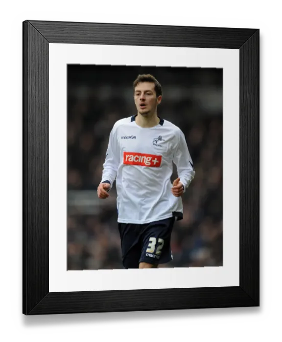 Framed Print : Millwall vs. West Ham United: Ryan Mason's Showdown in the Npower Championship at Upton Park (February 4, 2012) Framed Print : Millwall vs. West Ham United: Ryan Mason's Showdown in the Npower Championship at Upton Park (February 4, 2012)