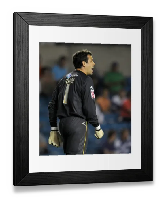 Framed Print : Millwall vs Oldham Athletic: David Forde in Action at The New Den (Football League One, 2009)