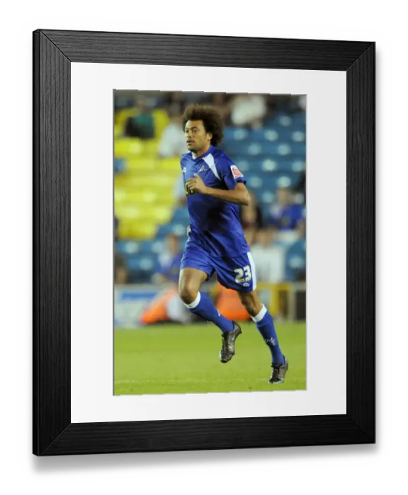 Framed Print : A Battle at The New Den: Millwall vs Oldham Athletic in Football League One (18-08-2009) Framed Print : A Battle at The New Den: Millwall vs Oldham Athletic in Football League One (18-08-2009)