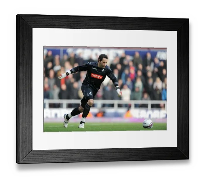 Framed Print : Millwall vs. West Ham United: David Forde in Action at Upton Park, Npower Championship (04-02-2012) Framed Print : Millwall vs. West Ham United: David Forde in Action at Upton Park, Npower Championship (04-02-2012)
