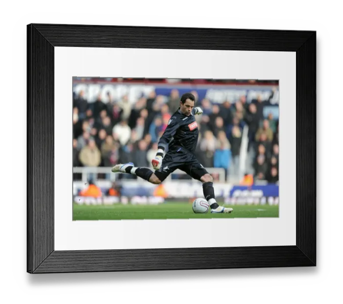 Framed Print : David Forde in Action: Millwall vs. West Ham United, Npower Championship Clash at Upton Park (04-02-2012) Framed Print : David Forde in Action: Millwall vs. West Ham United, Npower Championship Clash at Upton Park (04-02-2012)