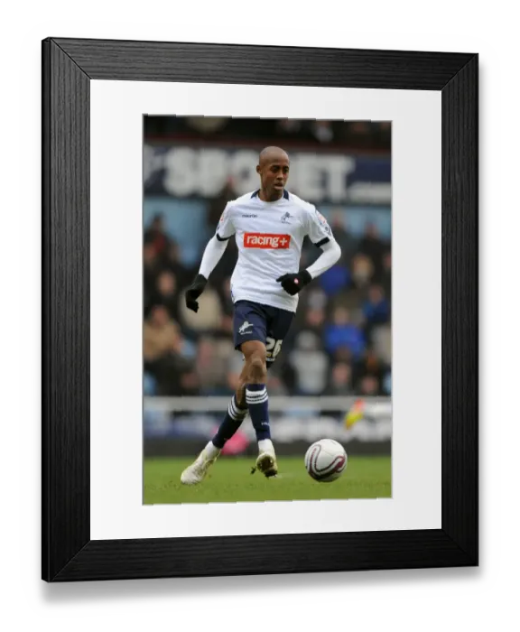 Framed Print : Nadjim Abdou of Millwall Faces Off Against West Ham United at Upton Park during the Npower Championship Match (04-02-2012) Framed Print : Nadjim Abdou of Millwall Faces Off Against West Ham United at Upton Park during the Npower Championship Match (04-02-2012)