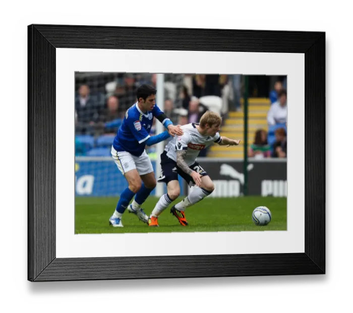 Framed Print : npower Football League Championship - Cardiff City v Millwall - Cardiff City Stadium Framed Print : npower Football League Championship - Cardiff City v Millwall - Cardiff City Stadium