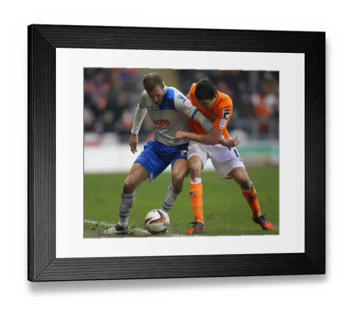 Framed Print : npower Football League Championship - Blackpool v Millwall - Bloomfield Road Framed Print : npower Football League Championship - Blackpool v Millwall - Bloomfield Road