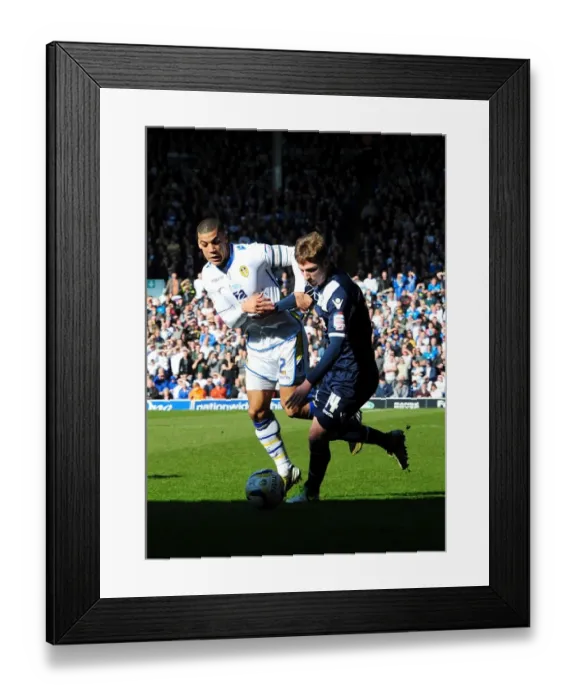 Framed Print : npower Football League Championship - Leeds United V Millwall - Elland Road