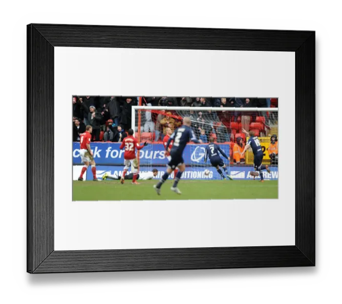Framed Print : Millwall's Jermaine Easton Scores the Goal: Charlton Athletic vs. Millwall, Npower Football League Championship (The Valley, 16-03-2013) Framed Print : Millwall's Jermaine Easton Scores the Goal: Charlton Athletic vs. Millwall, Npower Football League Championship (The Valley, 16-03-2013)