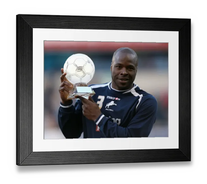 Framed Print : Millwall's Danny Shittu Receives Player of the Season Award Before Millwall vs. Crystal Palace in the Npower Championship (The Den, 30-04-2013) Framed Print : Millwall's Danny Shittu Receives Player of the Season Award Before Millwall vs. Crystal Palace in the Npower Championship (The Den, 30-04-2013)