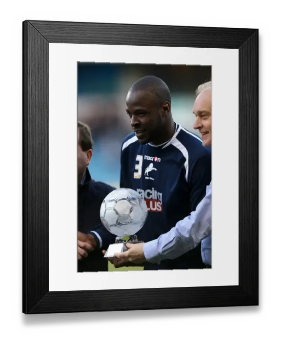 Framed Print : Millwall's Danny Shittu Receives Championship Player of the Season Award Before Millwall vs. Crystal Palace (30-04-2013) Framed Print : Millwall's Danny Shittu Receives Championship Player of the Season Award Before Millwall vs. Crystal Palace (30-04-2013)