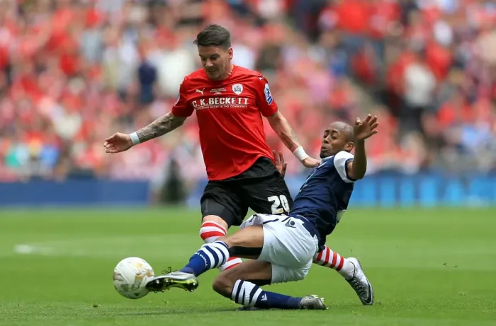 Framed Print : Barnsley vs. Millwall - Intense Rivalry: Hammill vs. Abdou at the Sky Bet League One Play-Off Final, Wembley Stadium
